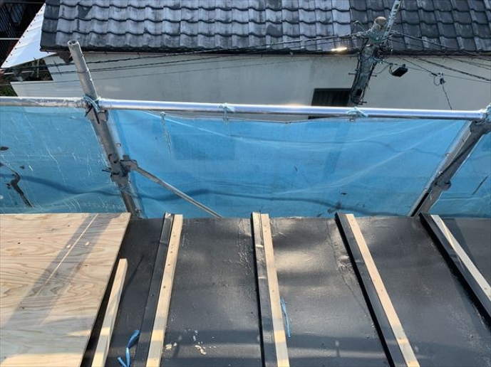 台風被害による屋根葺き替え