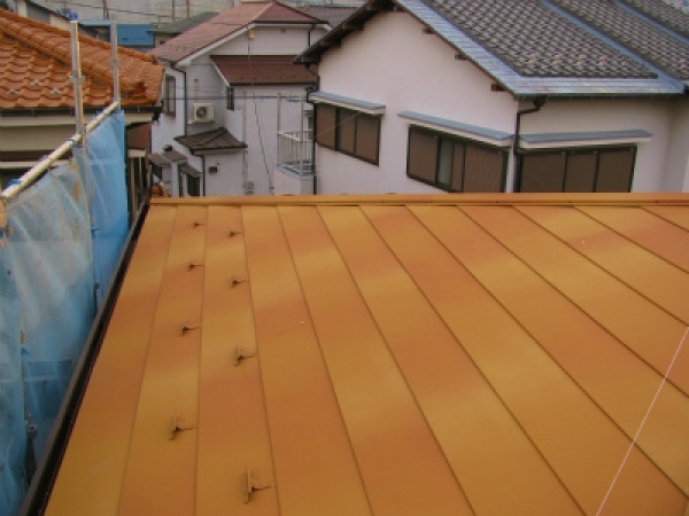 かわらUをテラコッタに葺替