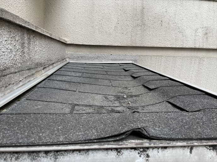 玄関屋根の修理